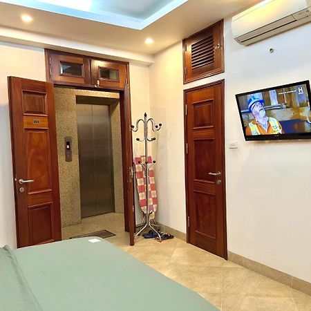 Serviced Apartment Next To The Hanoi Opera House Can Ho Day Du Tien Nghi Co Thang May Ngay Gan Nha Hat Lon Екстер'єр фото